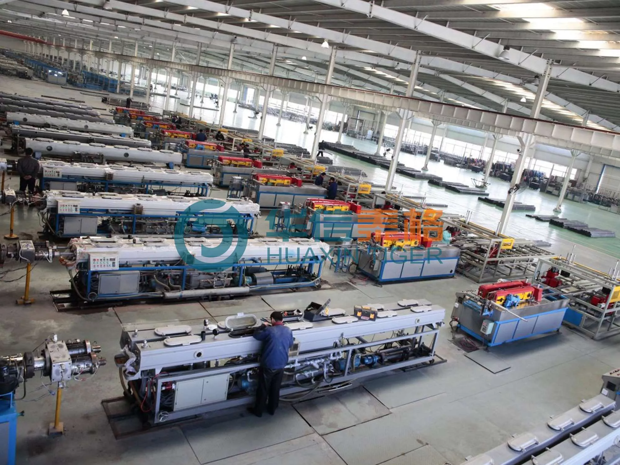 PVC water supply pipe production workshop